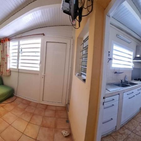 Loue F3 Vue Sur Mer Dans Propriete Privee Sainte-Anne  Extérieur photo